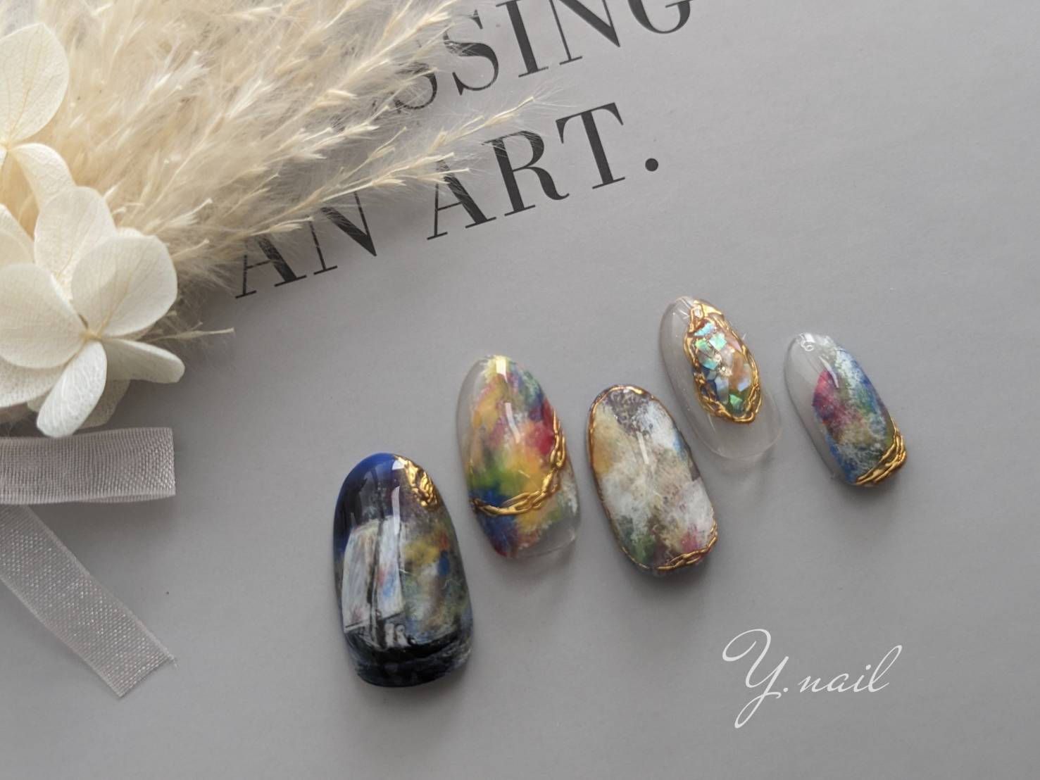 絵画をモチーフにした秋先取りニュアンスネイル Y.nail
